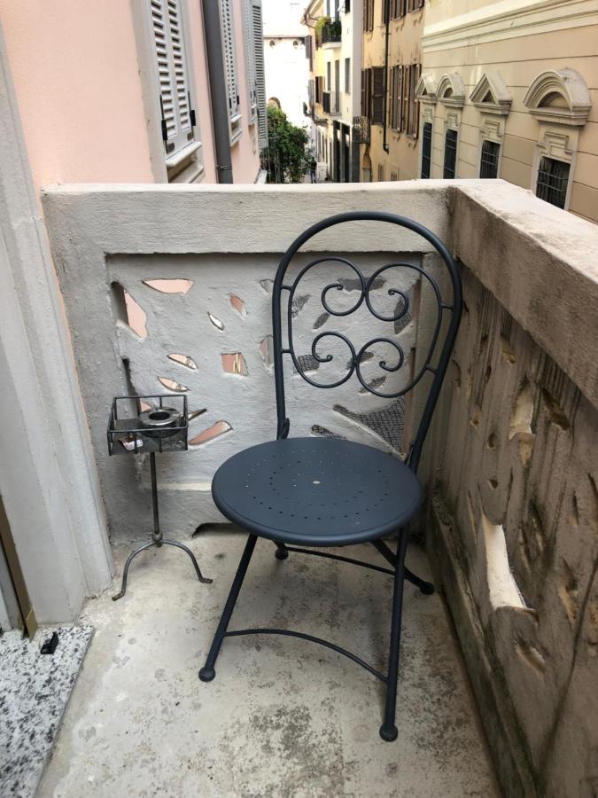 Emma Home Adiacente Alla Piazza Ducale Vigevano Kültér fotó