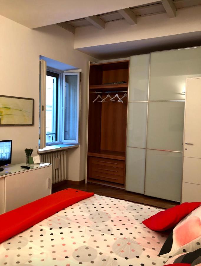 Emma Home Adiacente Alla Piazza Ducale Vigevano Kültér fotó