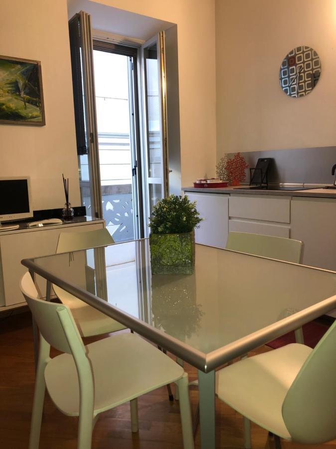 Emma Home Adiacente Alla Piazza Ducale Vigevano Kültér fotó