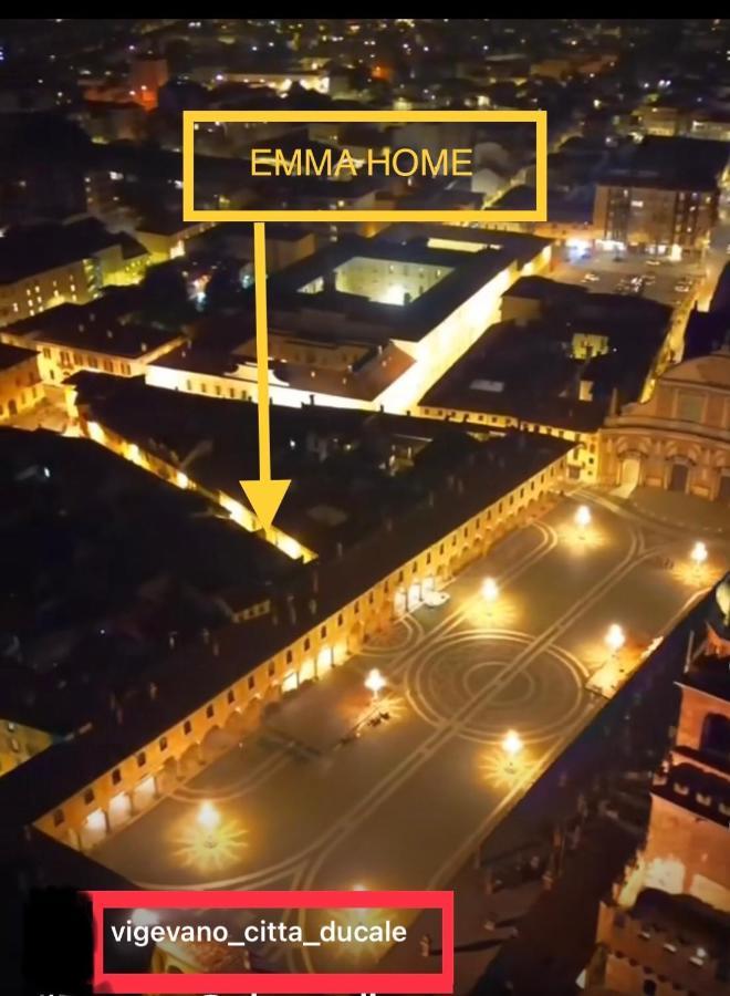 Emma Home Adiacente Alla Piazza Ducale Vigevano Kültér fotó